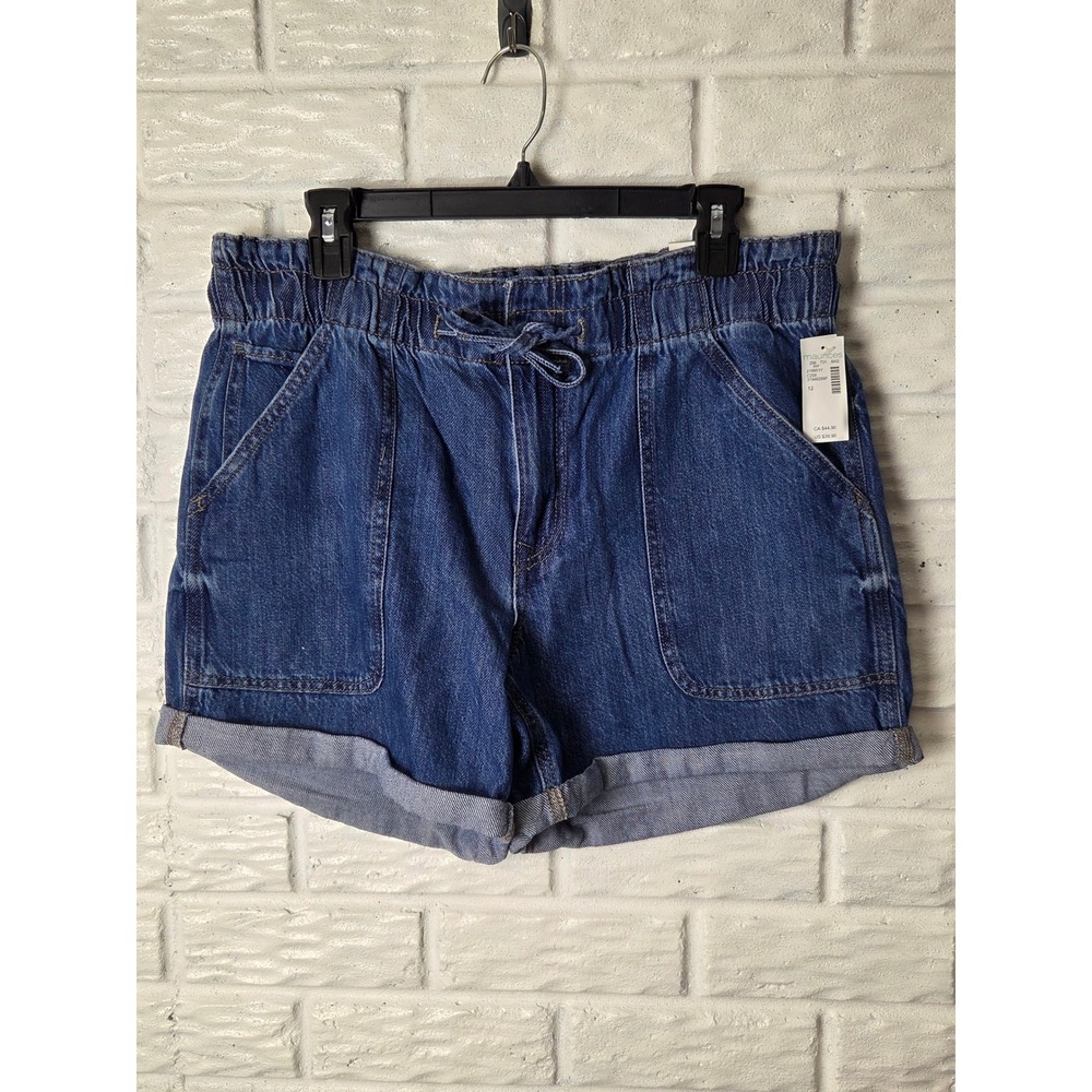 M Jeans by Maurices Women's 12 High Rise shorts Original fit Elastic Waist NWT